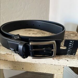 Perry Ellis Black Leather Belt Size 34